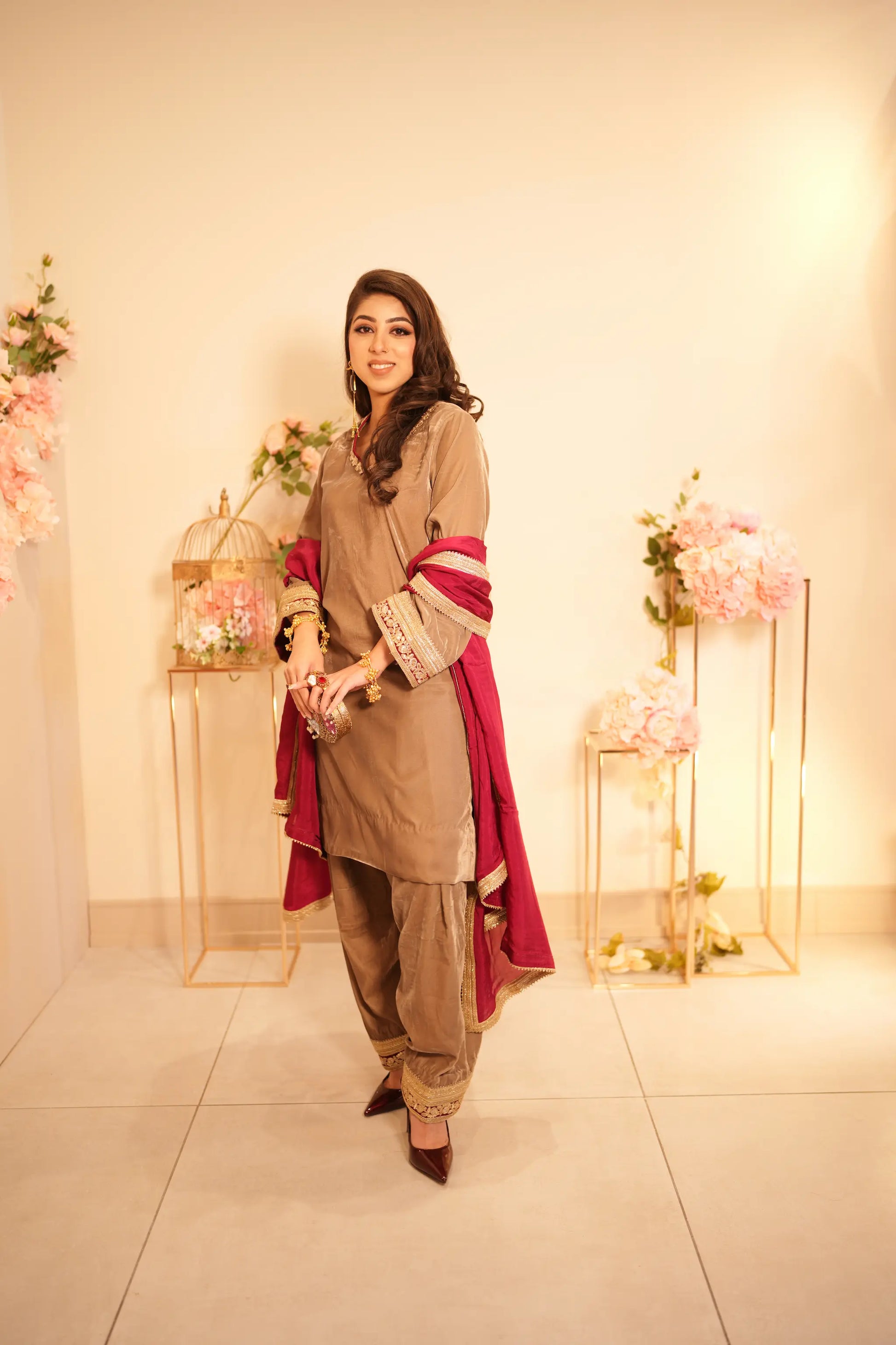 Beige 3 piece velvet suit with pink contrast dupatta and farshi shalwar
