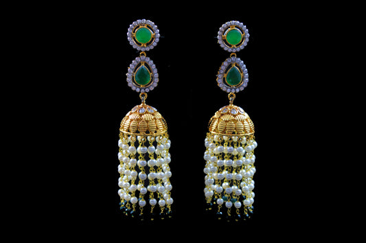 Emerald pearl earrings